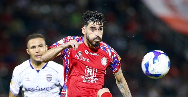 TP. HCM chia tay 4 trụ cột, gồm cả tuyển thủ Malaysia