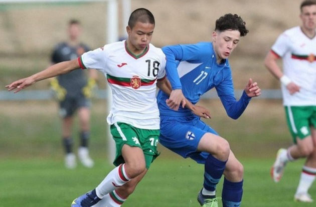 Trần Thành Trung bỏ Bulgaria, báo chí châu Âu tiếc nuối