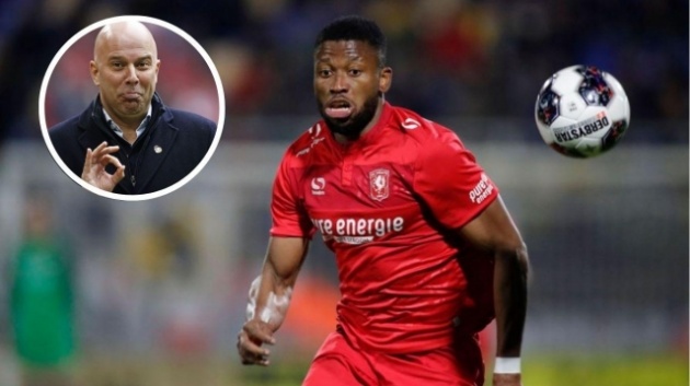 Trò cũ HLV Arne Slot, đồng đội Weghorst sắp khuấy đảo V.League?