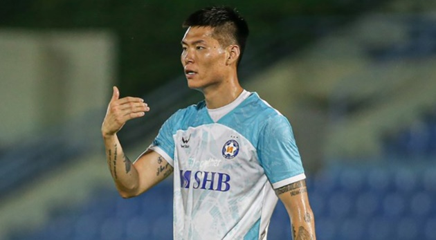 Trung vệ Kim Dong-su bật khóc khi được Đà Nẵng kí hợp đồng