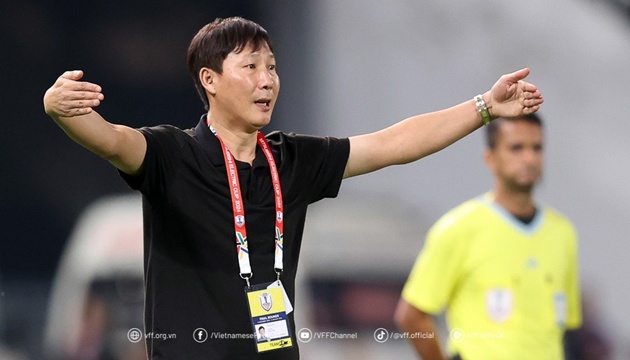V-League bùng nổ: Cơ hội cho HLV Kim Sang-sik làm mới tuyến giữa tuyển Việt Nam