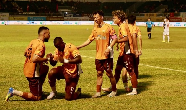 V.League những vòng hạ màn và nỗi lo ‘xin-cho’