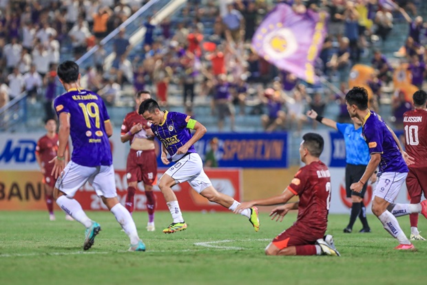 Văn Quyết không hài lòng với chất lượng ngoại binh tại V-League