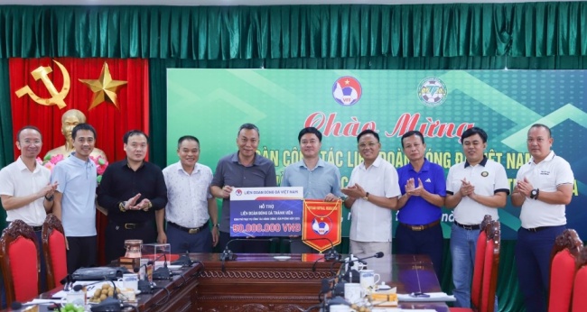 VFF và LĐBĐ Thanh Hóa hợp tác phát triển bóng đá