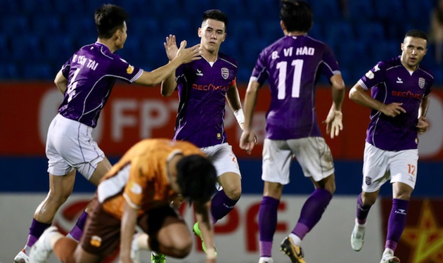 Vòng 6 V-League: HAGL thua Bình Dương, Đà Nẵng rơi xuống đáy bảng