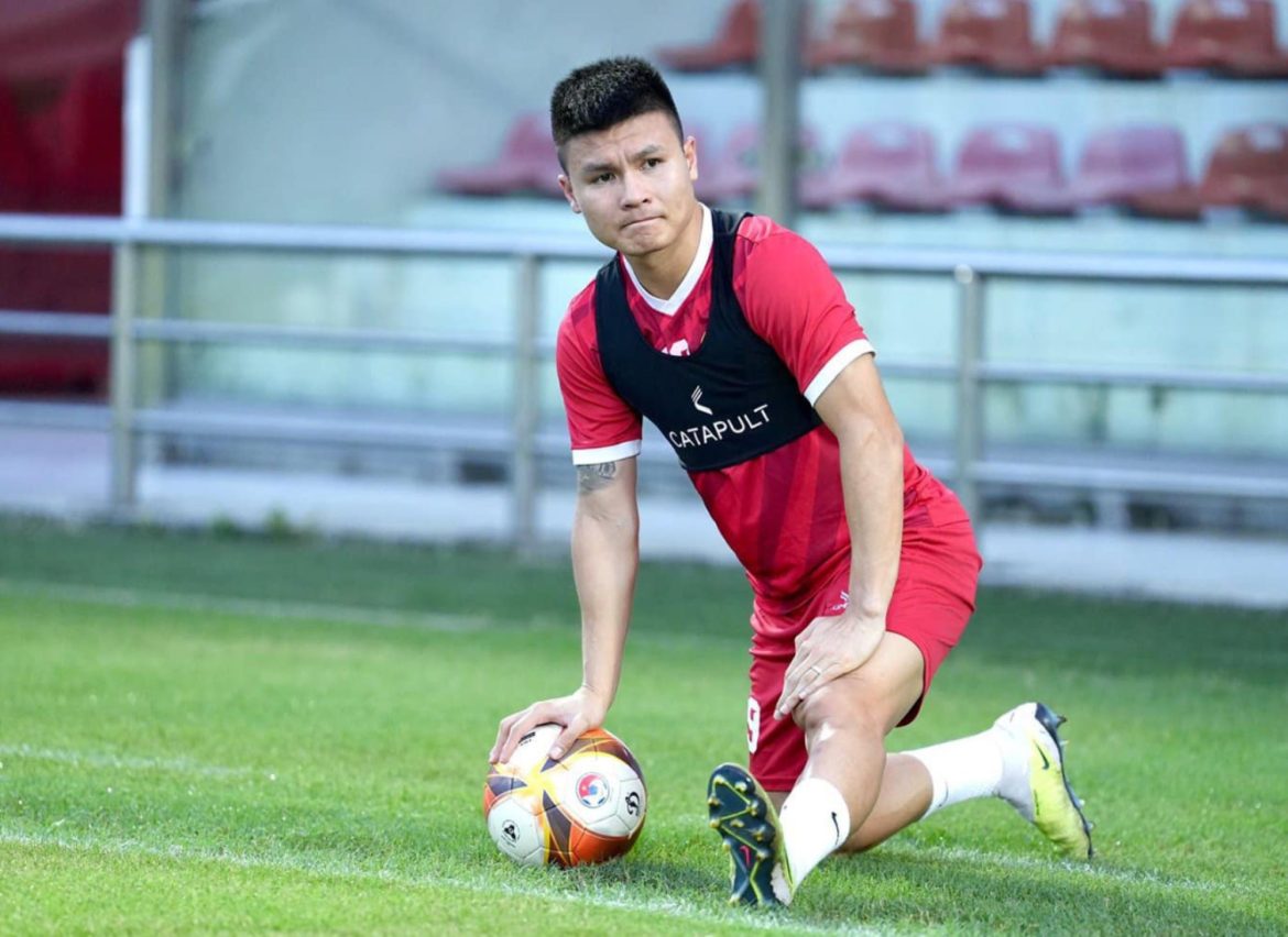 XÁC NHẬN! Quang Hải ‘quay xe’, gắn bó trọn đời với CLB CAHN