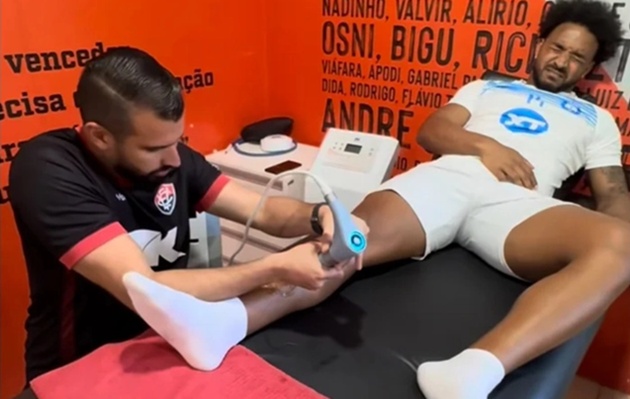 Xuân Son điều trị chấn thương tại Brazil, ngày trở lại vẫn bỏ ngỏ