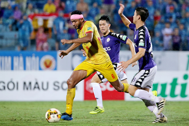 17h00 ngày 24/05, Nam Định vs CLB Hà Nội: Khách lấn chủ