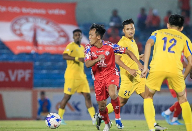2 sai lầm tai hại, TP.HCM nhận thất bại trước Quảng Nam