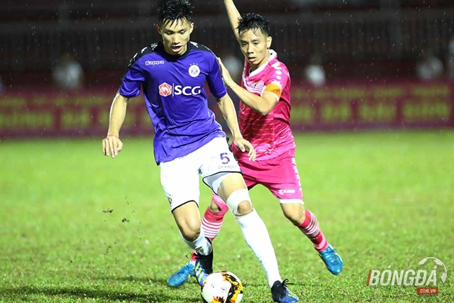 5 điểm nhấn vòng 14 V-League 2018: Hà Nội FC “bất ngờ” thua; HAGL lại thua ngược