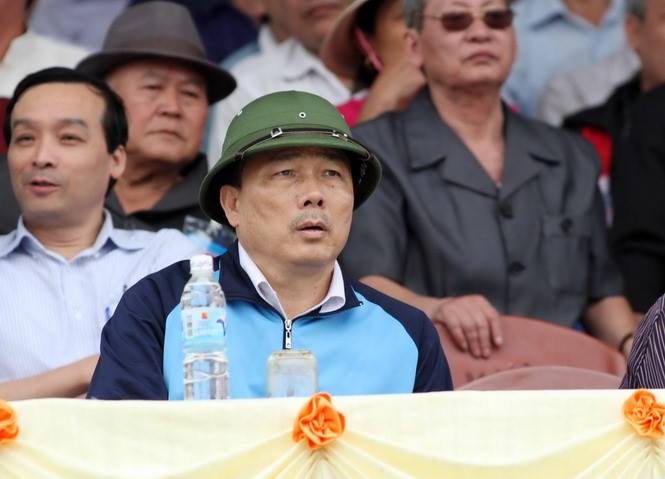 Bầu Đệ trở lại “phục hưng” bóng đá xứ Thanh