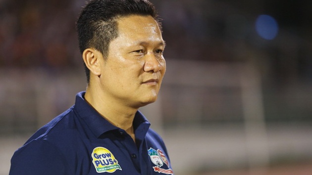 Bầu Đức lên tiếng về tương lai HLV Nguyễn Quốc Tuấn tại HAGL