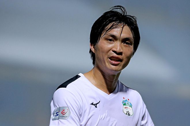 Bầu Đức lên tiếng về tương lai Tuấn Anh