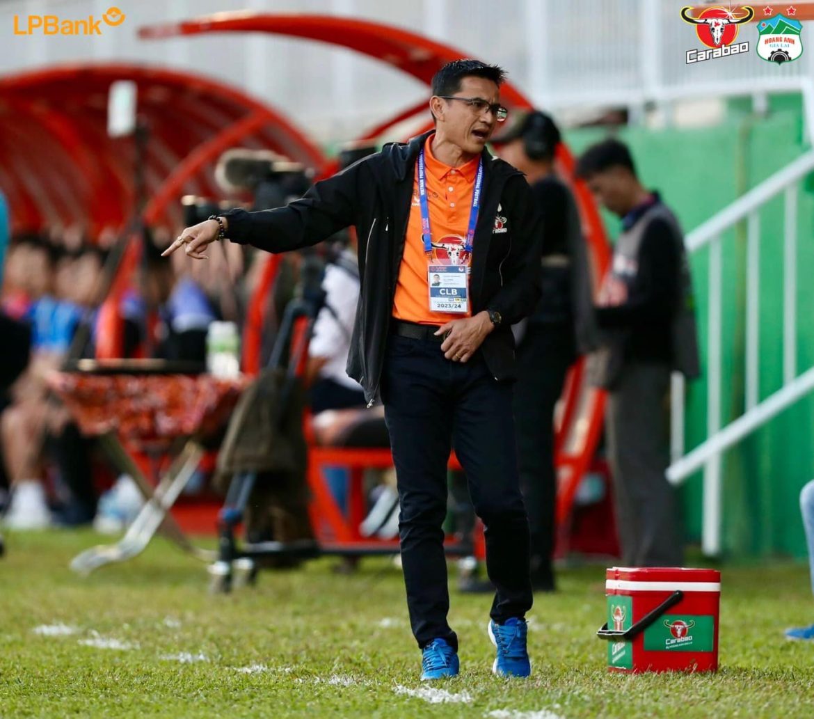 Bầu Đức nói rõ lý do để Kiatisuk rời HAGL, gia nhập CAHN