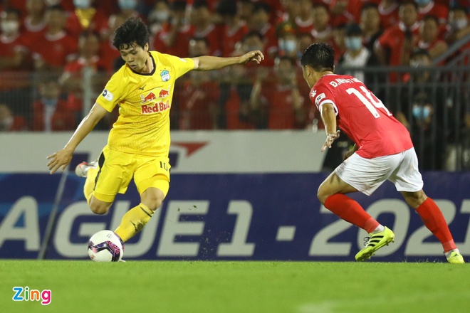 Bế tắc trong tấn công, HAGL chia điểm trên sân Hà Tĩnh