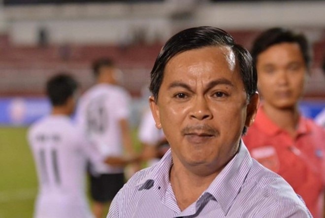 Bóng đá Việt: Giọt nước tràn ly và tờ giấy thấm