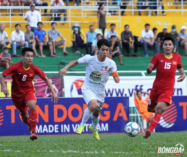 Bóng đá Việt Nam: Đừng để phí những tài năng trẻ