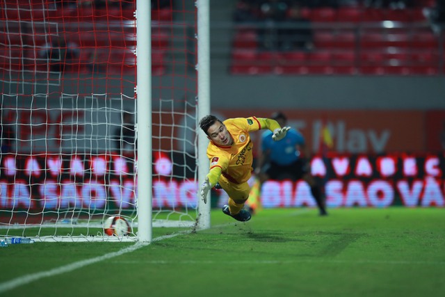 CAHN thất trận, HLV Gong Oh-kyun nói thẳng suy nghĩ về Filip Nguyễn