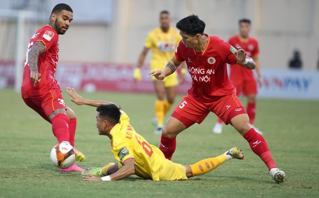 CAHN vùi dập Thanh Hóa; Đà Nẵng và Bình Dương làm khó nhau