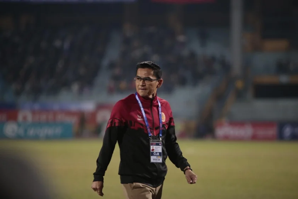 Câu nói khiến tất cả phải im lặng của HLV Kiatisuk