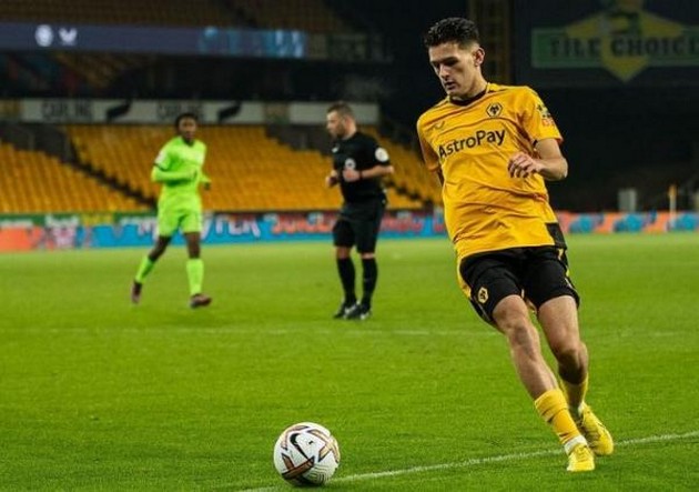 Cầu thủ Premier League đầu quân cho Indonesia; Văn Hậu phải phẫu thuật