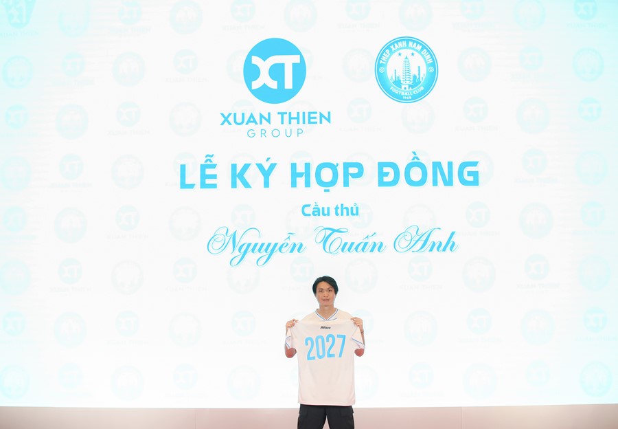 CHÍNH THỨC: Nam Định ký hợp đồng với Tuấn Anh