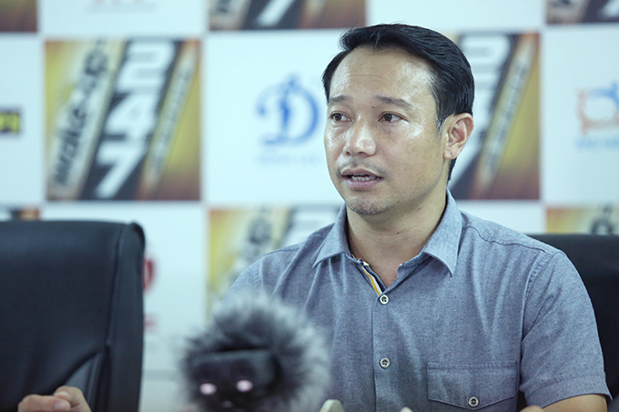 CHÍNH THỨC: Xác định HLV thứ 2 “mất việc” tại V-League 2020