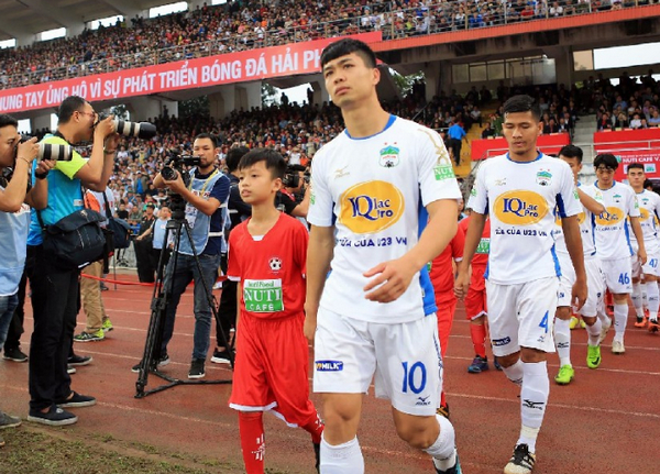 Chủ tịch CLB Mito Hollyhock muốn đưa Công Phượng trở lại Nhật Bản