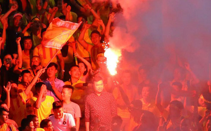 Chủ tịch Hội CĐV Nam Định lên tiếng về sự cố pháo sáng tại Hàng Đẫy