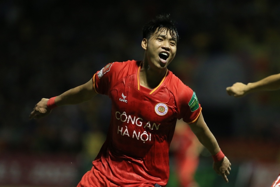 CLB CAHN chấm dứt chuỗi bất bại của Thanh Hóa