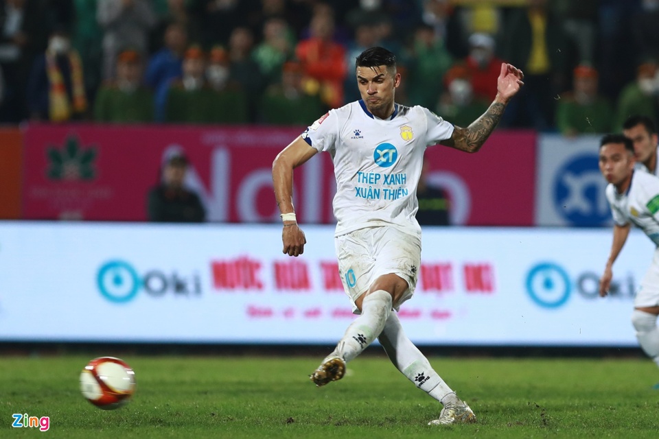 CLB Công An Hà Nội muốn chiêu mộ cựu cầu thủ U16 Barca