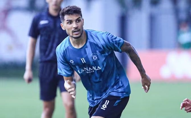 CLB Hà Nội gạch tên Hendrio vì lý do bất ngờ