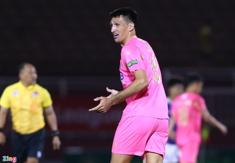 CLB Sài Gòn mất chân sút tốt nhất ở trận Nam Định