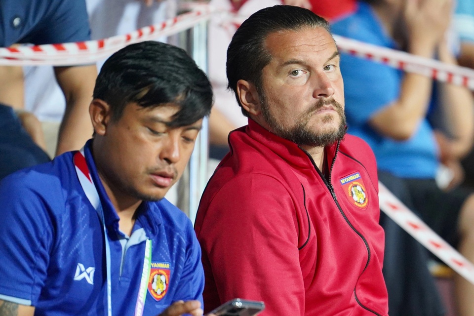 CLB Thanh Hóa chiêu mộ cựu HLV U23 Myanmar