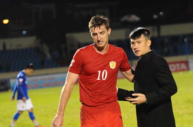 CLB TP.HCM: Đừng để tiền làm hư đội bóng