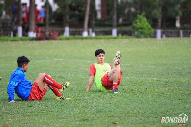 Công Phượng được chăm sóc đặc biệt trước trận gặp Hải Phòng