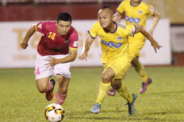 Công Vinh chịu giá “cắt cổ”, bốc trụ cột Sài Gòn FC