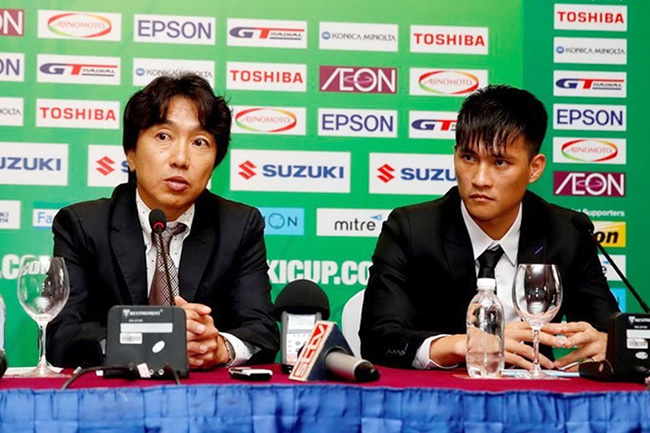 Công Vinh vời HLV Miura: Bóng đá là phải ra tiền!