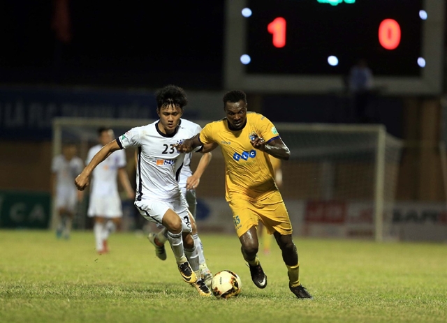 “Cướp bàn thắng” của Đỗ Merlo, thêm trọng tài có nguy cơ bị treo còi?