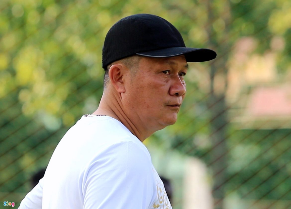 Cựu HLV HAGL nắm đội Bình Dương