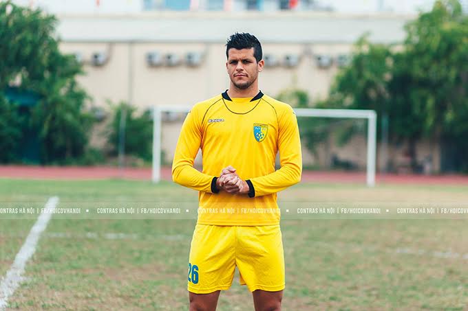 Cựu trung vệ Malaga khoác áo Hà Nội T&T V-League 2017