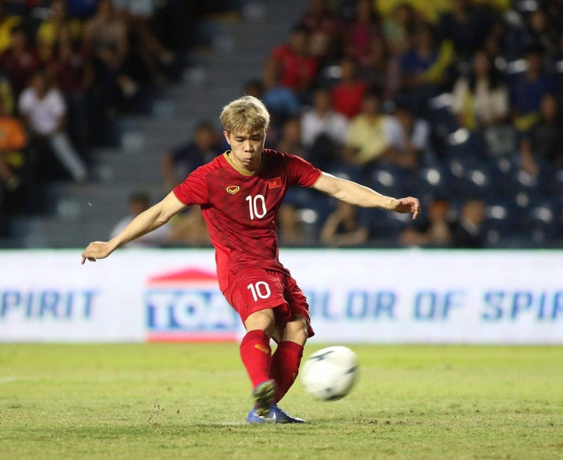 Đại diện HAGL tiết lộ thời gian ký kết hợp đồng giữa Công Phượng và đội bóng Bỉ