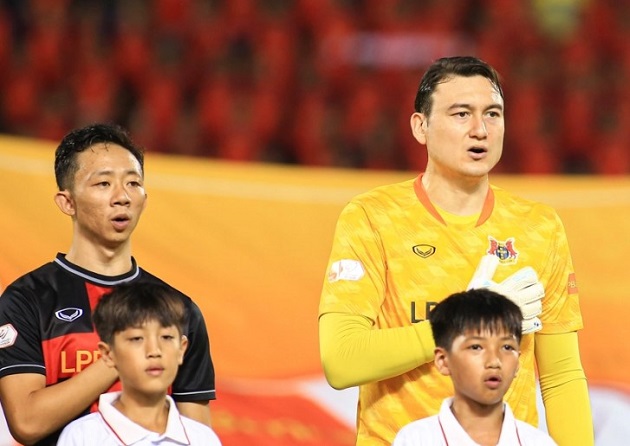 Đặng Văn Lâm thăng hoa ở V.League, liệu có cửa trở lại tuyển?