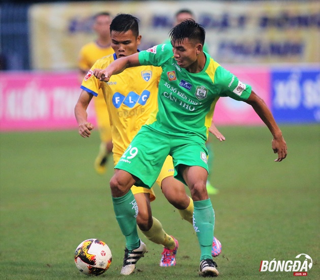 Đánh bại Cần Thơ, FLC Thanh Hóa đòi lại ngôi đầu bảng