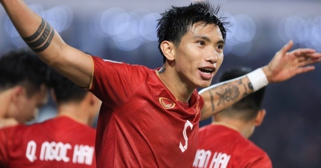 Điểm tin bóng đá Việt Nam 11/8: Văn Hậu trở lại; Công an TP.HCM đón ngoại binh