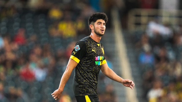 Điểm tin bóng đá Việt Nam 16/8: Thanh Hóa dứt điểm vụ nợ lương; Hà Nội thử việc trung vệ Việt kiều cao 1m90