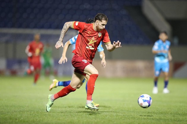 Điểm tin bóng đá Việt Nam 17/10:  Tiến Linh được vinh danh; Cựu sao CAHN xin nhập tịch Việt Nam