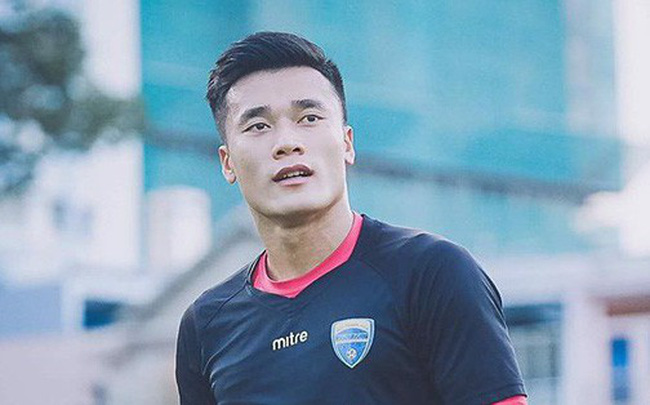 Điểm tin bóng đá Việt Nam sáng 28/01: “Thủ môn quốc dân” bất ngờ chia tay Thanh Hóa