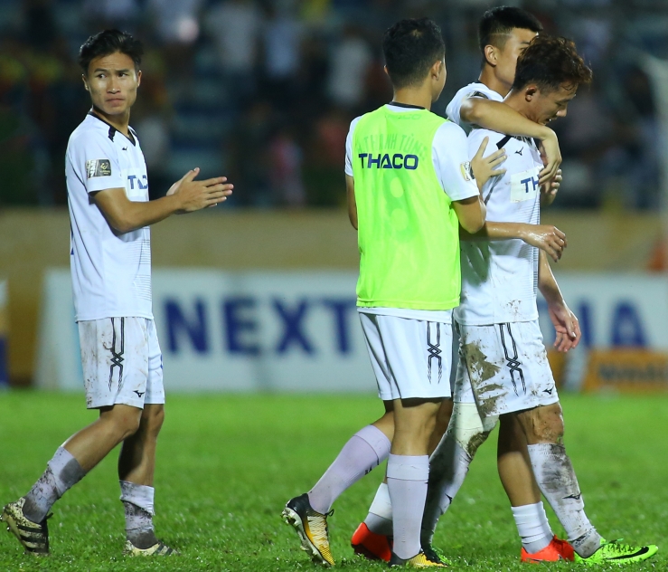 Điểm tin bóng đá Việt Nam tối 06/08: Cầu thủ HAGL buồn lòng khi bị chính CĐV nhà chỉ trích