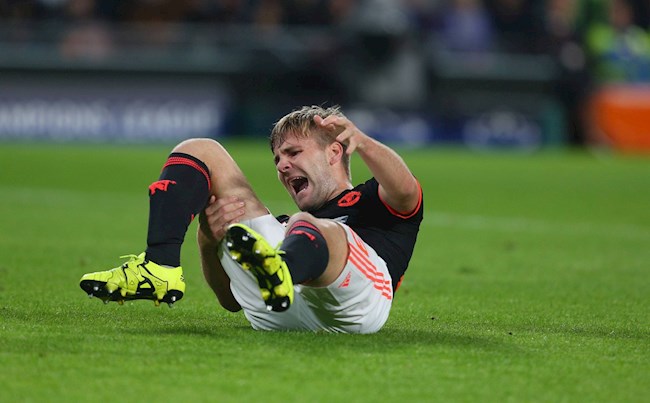 Đỗ Hùng Dũng, hãy nhìn vào Luke Shaw để tiếp tục mạnh mẽ!